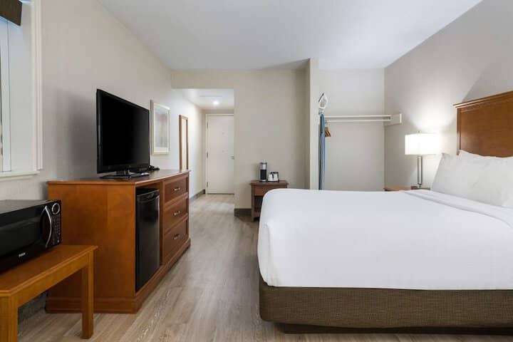 Room 29 of 47