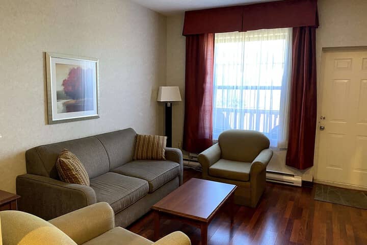 Room 30 of 47