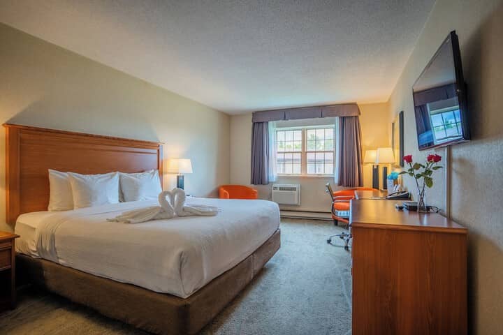 Room 6 of 47
